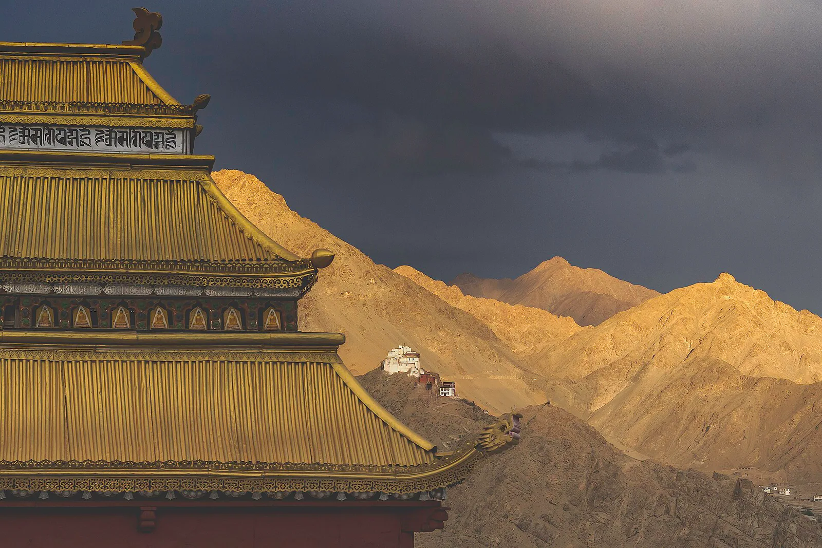 Best Places to Visit in India in June: Ladakh, Flowers & Char Dham