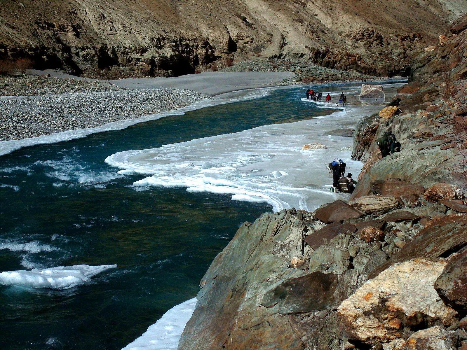 Chadar Trek in 9 Days — Walking on the Frozen Zanskar River photo 3
