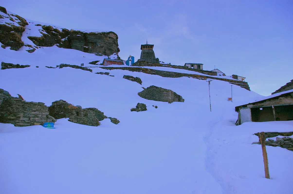 Chopta, Tungnath & Chandrashila Trek in 3 Days — Sunrise Over the Chaukhamba photo 2