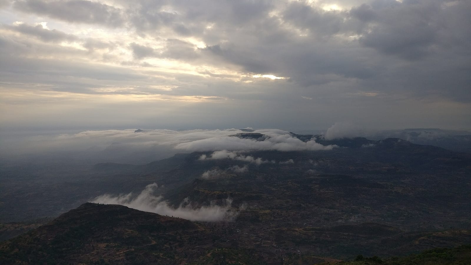Kalsubai & Harihar in 2 Days — Maharashtra's Highest Peak and Its Wildest Staircase photo 3
