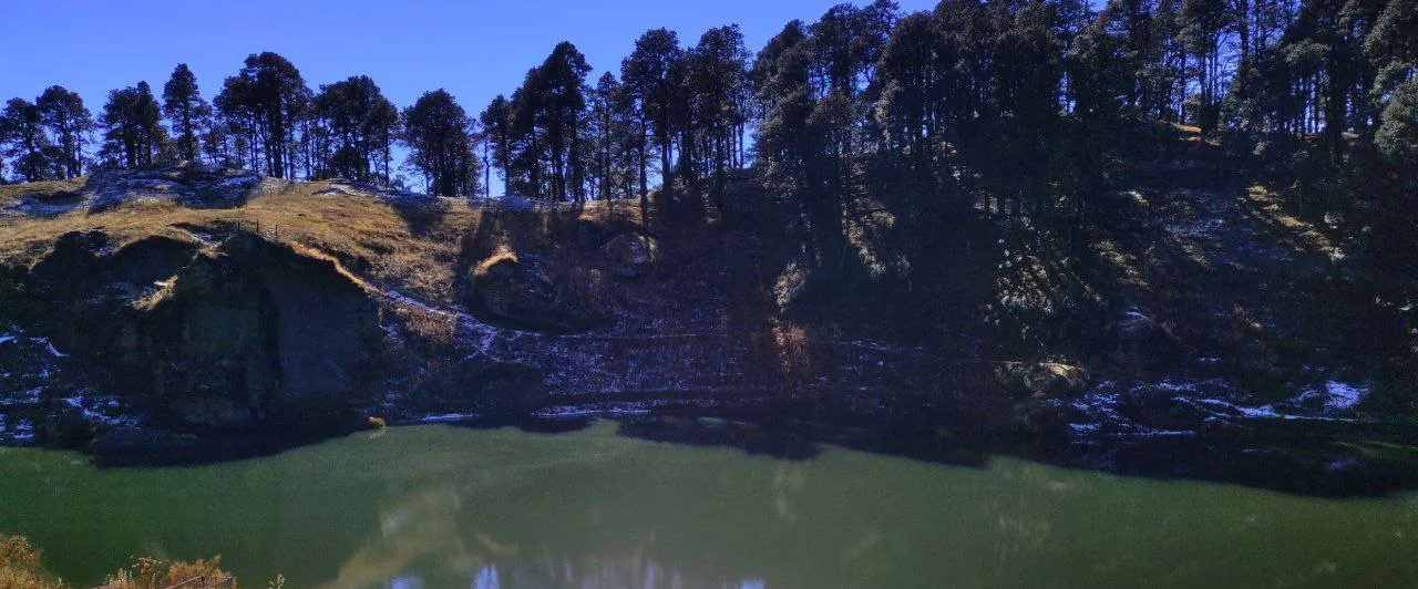 Jalori Pass Snow Trek in 2 Days — Raghupur Fort Meadows & Serolsar Lake photo 2