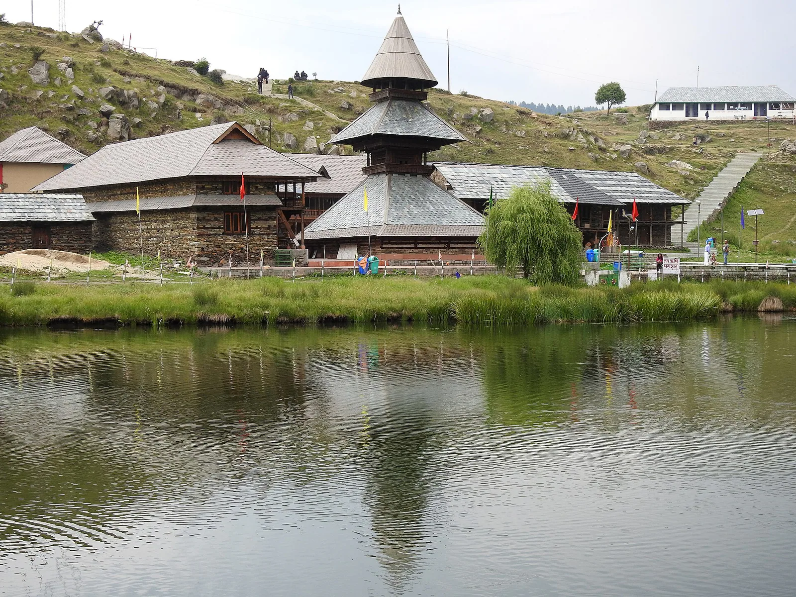 Prashar Lake Snow Trek in 2 Days — A Floating Island and a Pagoda Temple photo 3